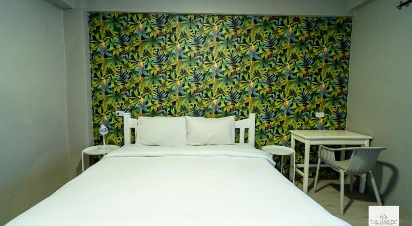 Image of Economy Double Room with Balcony 4