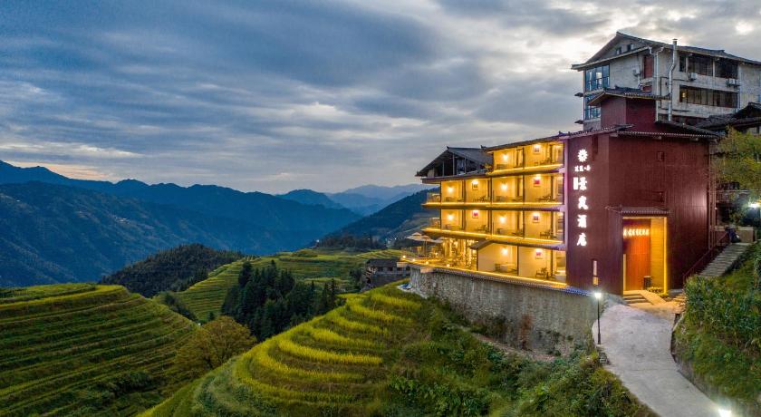 Longji Vista Retreat--Panoramic View of Terrace, Sunrise ,Heated Pool & Affordable Luxury-Free Cultu