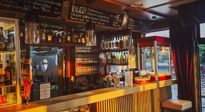 柏林 Eastern & Western Comfort Hostelboat 酒店 大堂