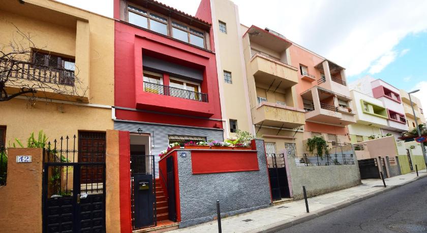 Parigi Hotel bed and Breakfast — Hotel in Tenerife