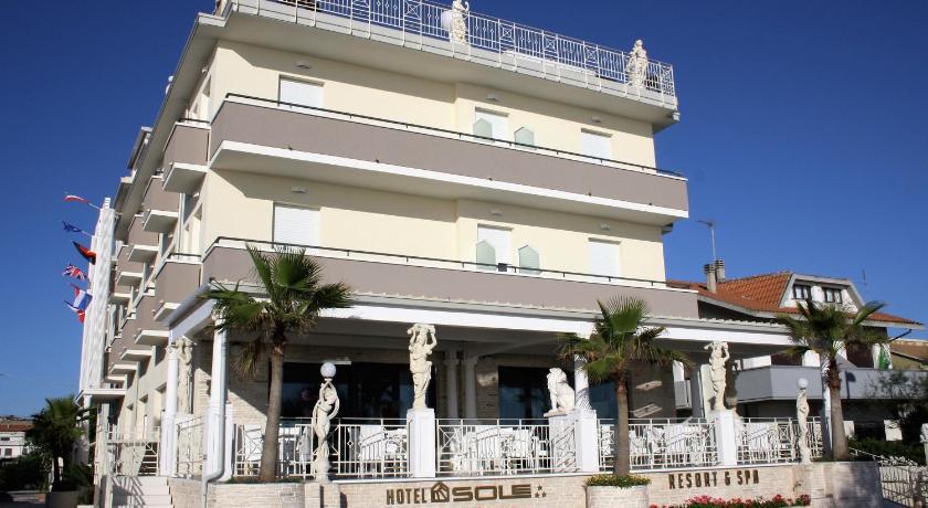 Hotel Ristorante Sole Resort