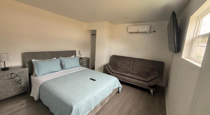 브랜던 (FL) Bienes House 3성급 숙소 스위트룸