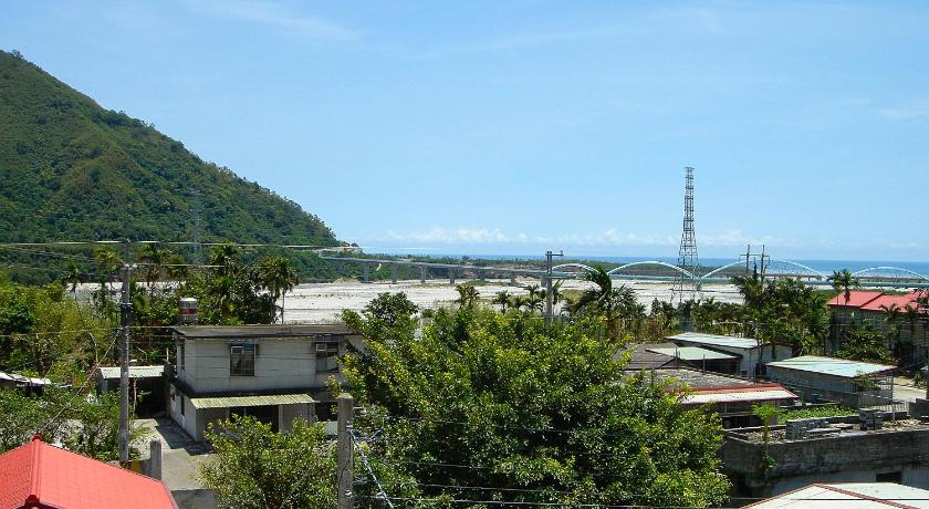 峽谷民宿 Valley B&amp;B — Hotel in Hualien