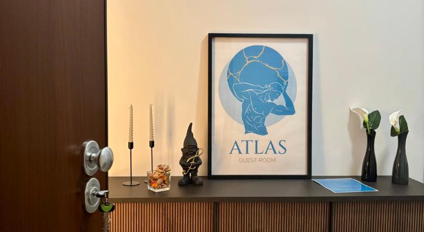 Atlas Guest Room