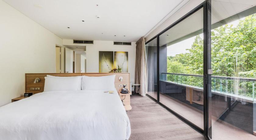 Bilde av 1 King 1 Bedroom Suite 0