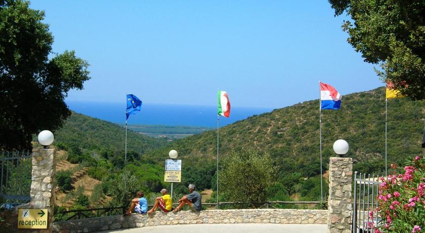 Blucamp Natural Village