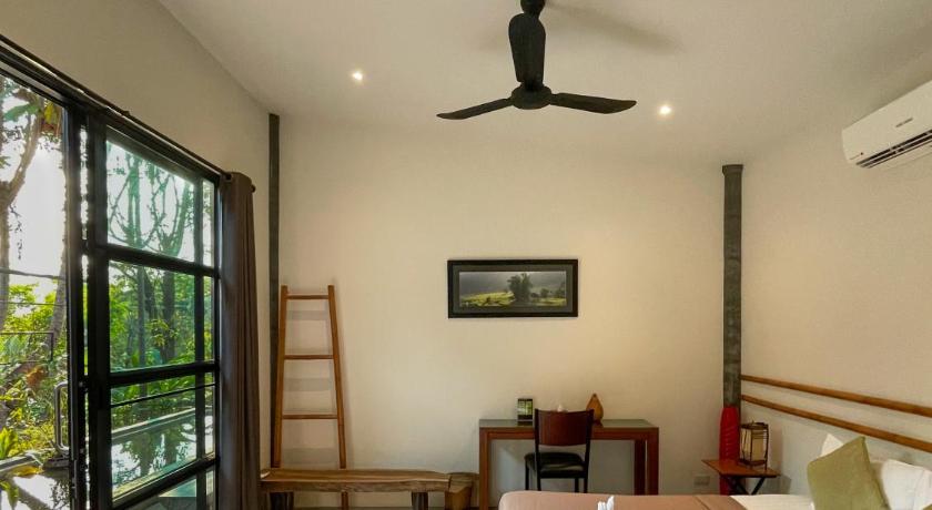 Image of Standard Double Room 4