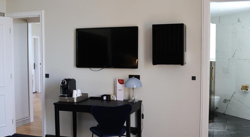Image of Suite 9