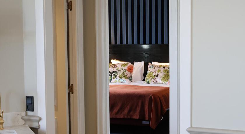 Image of Suite 4