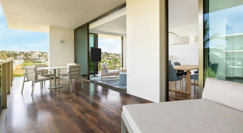 Image of Three-Bedroom Suite with Balcony 1