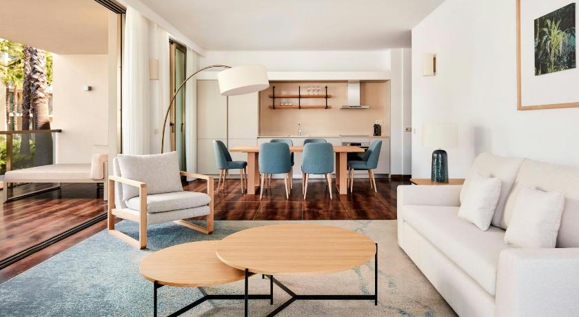 Image of Three-Bedroom Suite with Balcony and Pool View 3