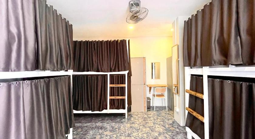 Image of Bunk Bed in Female Dormitory Room 5