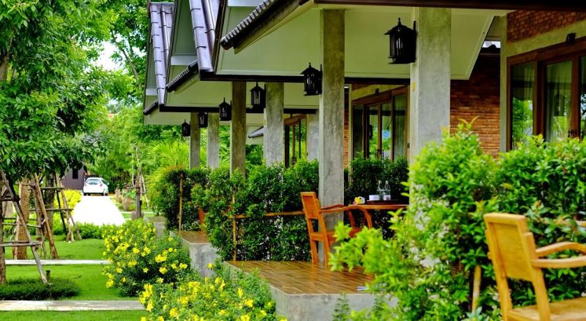 Image of Family Bungalow 9