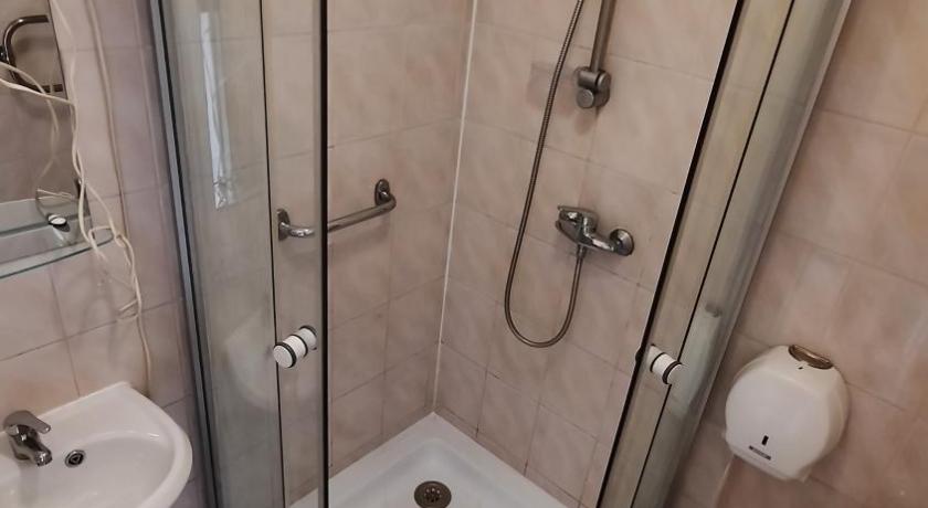 Kétszemélyes szoba (Double Room) fotója 12