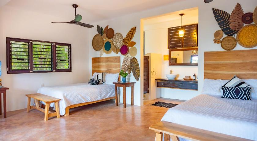 Image of Suite with Sea View 0