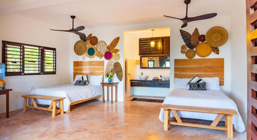 Image of Suite with Sea View 4
