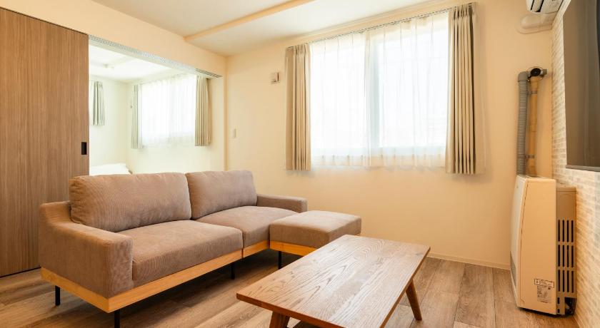 삿포로 Yuuzen N11 Condominium 新築 市場まで徒歩すぐ 駐車場完備 3성급 숙소 수영장
