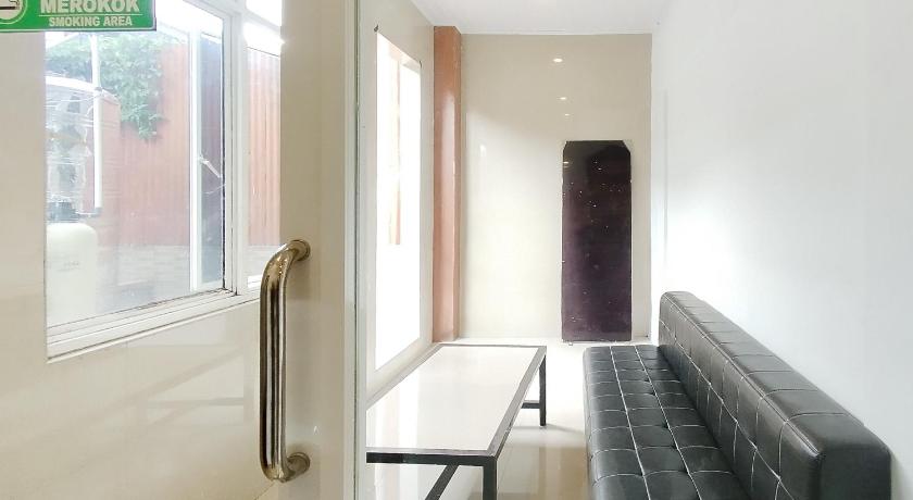 Rejoss Stay & Aesthetic Coffee - image 11