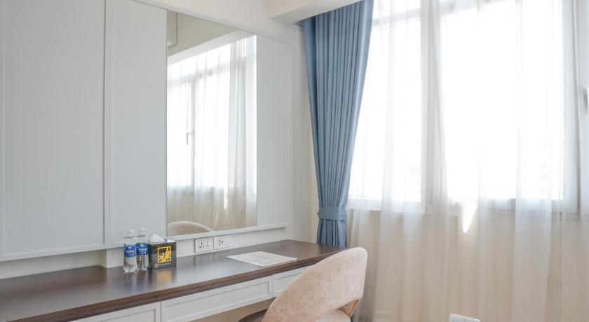 Image of Superior City View Twin Room 1
