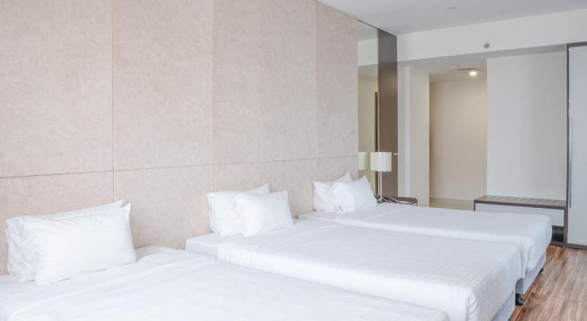Image of Deluxe Double Room With Window 14