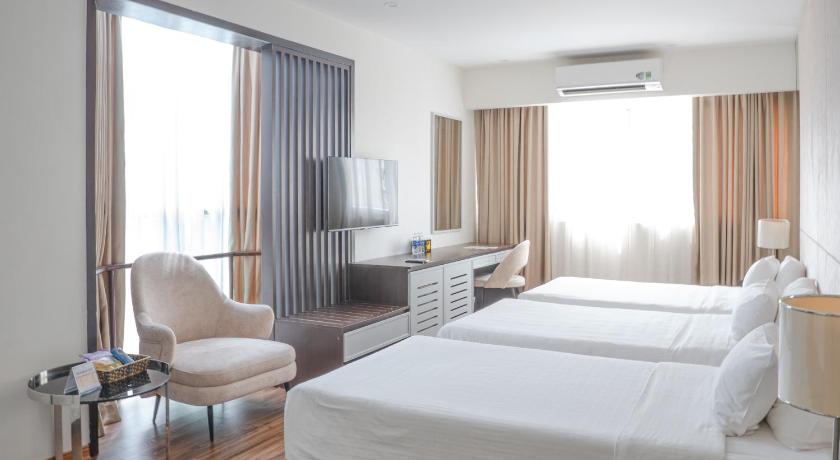 Image of Deluxe Double Room With Window 7