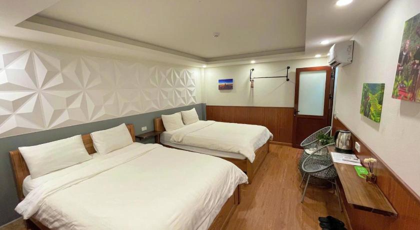 Image of Standard Double Room with Two Double Beds 2