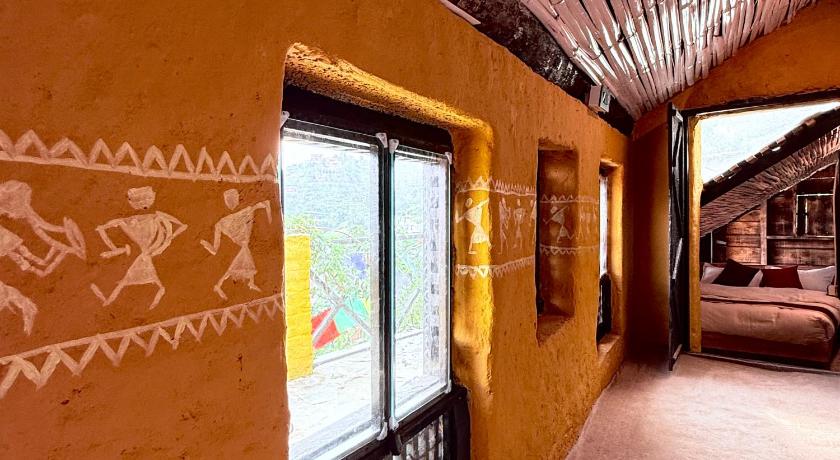 80s House — Kathmandu (5)