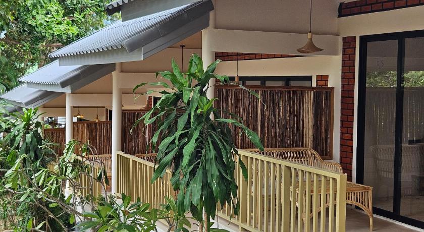 Image of Deluxe Pool View Newly Renovated 14