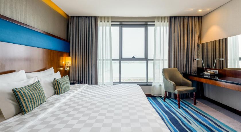 Image of Executive Suite 3