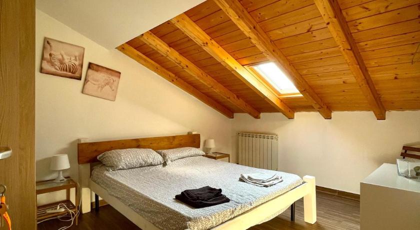 Flyhouse Sicilia PARCHEGGIO AUTO BICI GRATUITO
