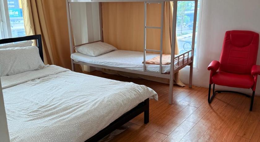 Image of Quadruple Room with Private Bathroom 1