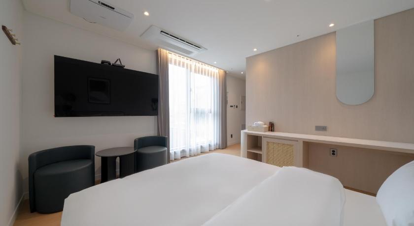 H Avenue Incheon Seogu Office Branch - image 44