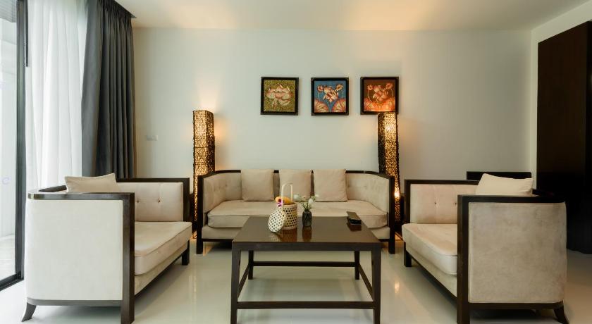 Image of Suite 7