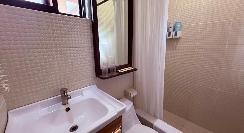 Image of Twin 13