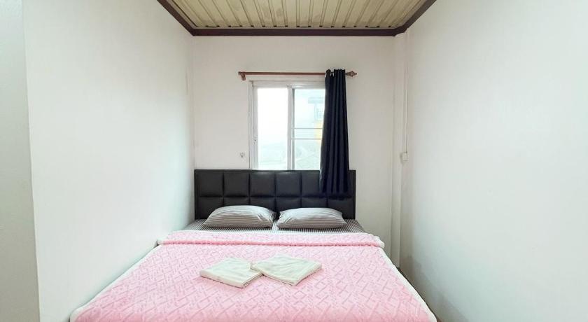 Kanchanaburi ปิล๊อกพอเพลิน-pilokporploen Hotel room