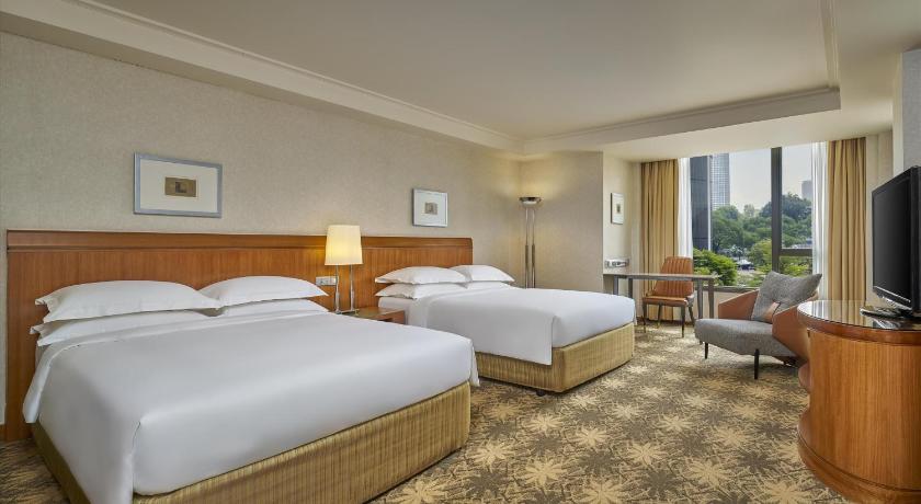 Image of Premier Executive Double Queen 0