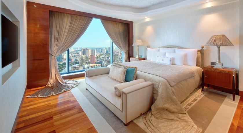 Immagine di Executive Suite High Floor with Executive Lounge Access 0