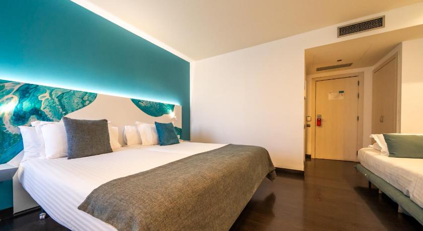Image of Superior Twin Room 5