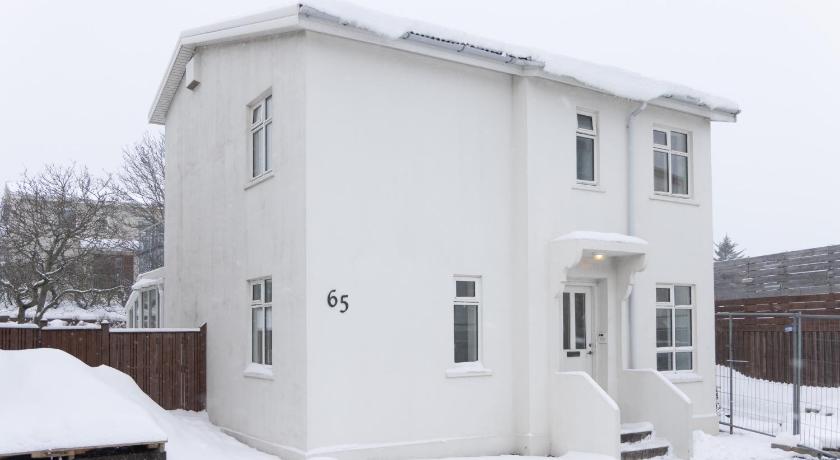 Summerday Guesthouse