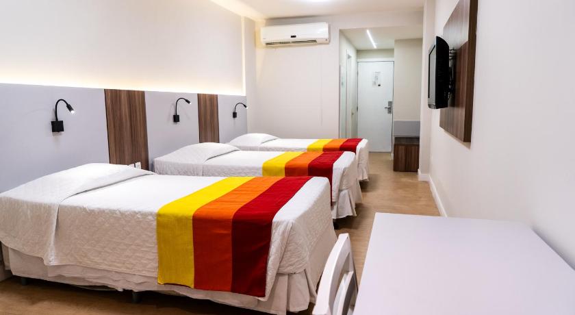 Image of Standard Triple Room 9