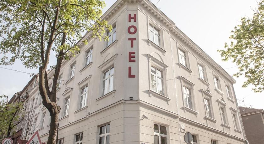 貝爾格勒 Hotel Theater Belgrade 4星级 酒店 泳池