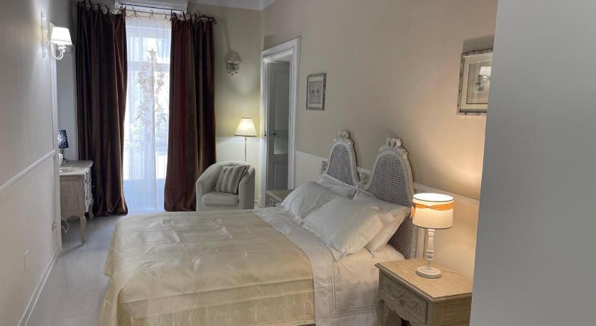 Le Rose Inn