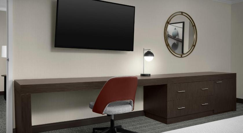 Image of Allegro One-Bedroom King Suite with Sofa Bed 7