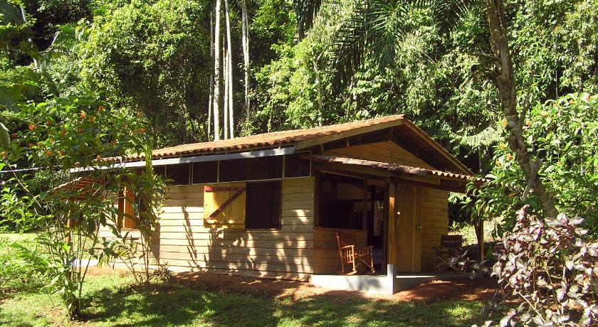 Suital Lodge photo