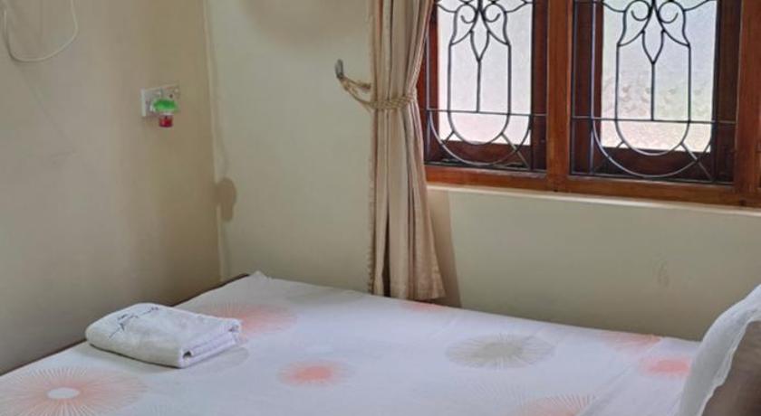 Image of Two-Bedroom House 8