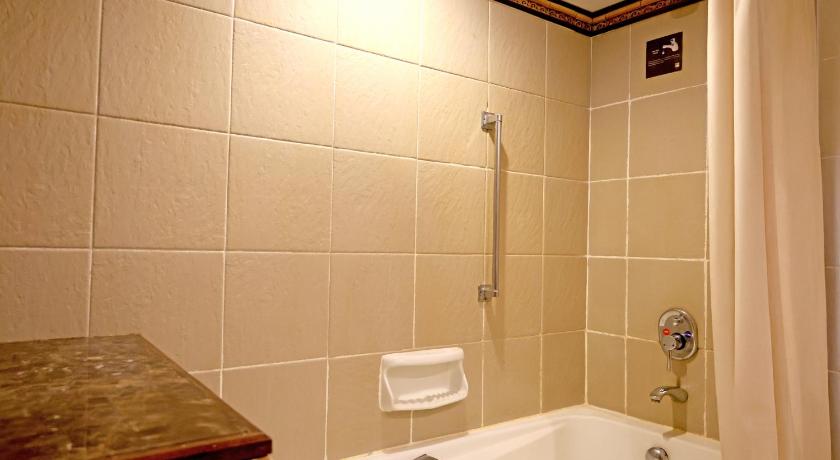 Image of King Chalet 10