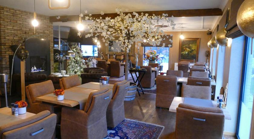 Ougrée Hotel Monte Cristo 4-Star Hotel lobby