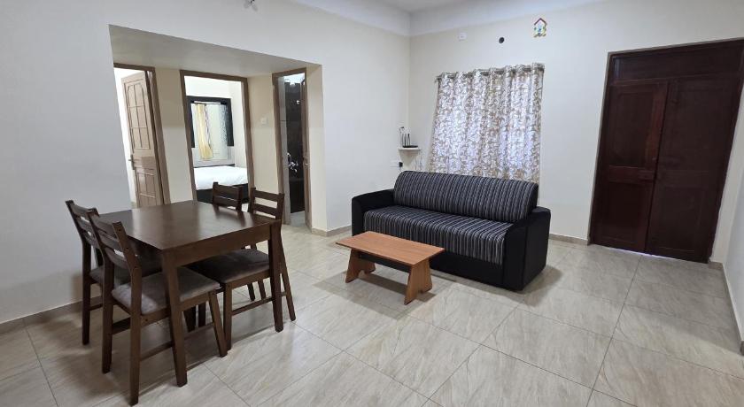 Heart of Pondy Service Apartment