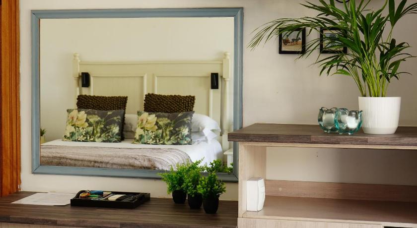 Image de Studio avec Balcon (Studio with Balcony) 9