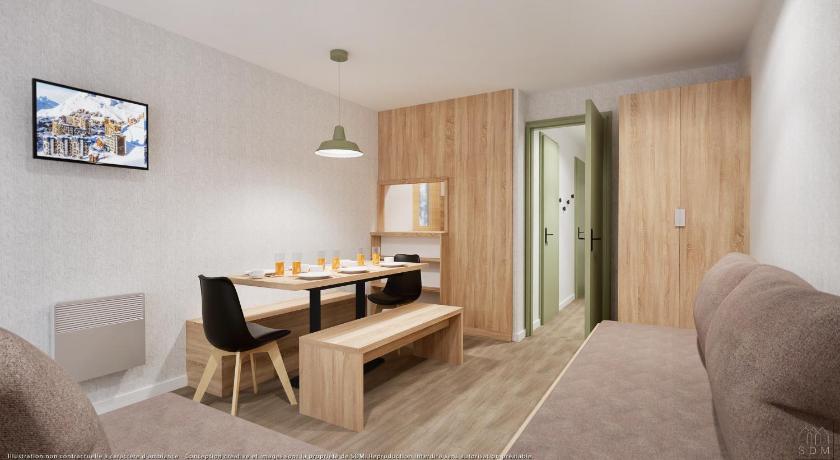 Image of One-Bedroom Apartment (6 Adults) with Balcony and Mountain view (Saturday) 0